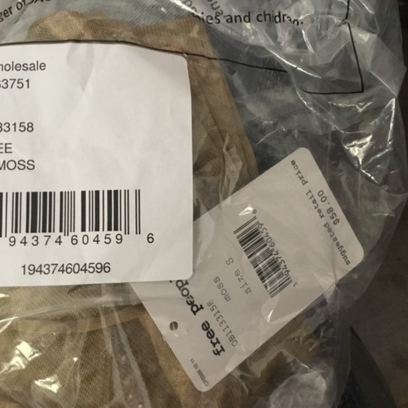 Free People Kia Tee Washed Moss (S) - Picture 4 of 4